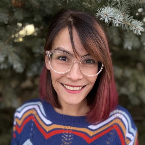 headshot copy 500x500